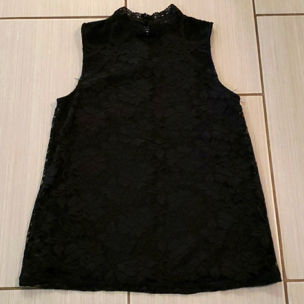 Black high neck lace sleeveless blouse